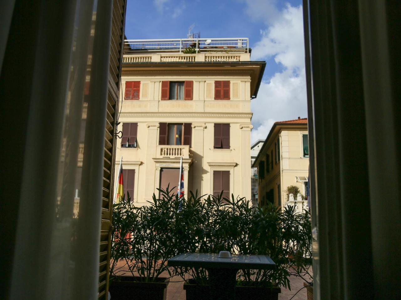 Hotel Portofino Rapallo Bagian luar foto